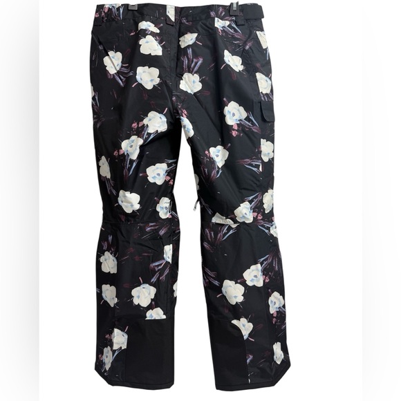 The North Face Women's Freedom Insulated‎ Pants, Size LARGE-short - Picture 7 of 15